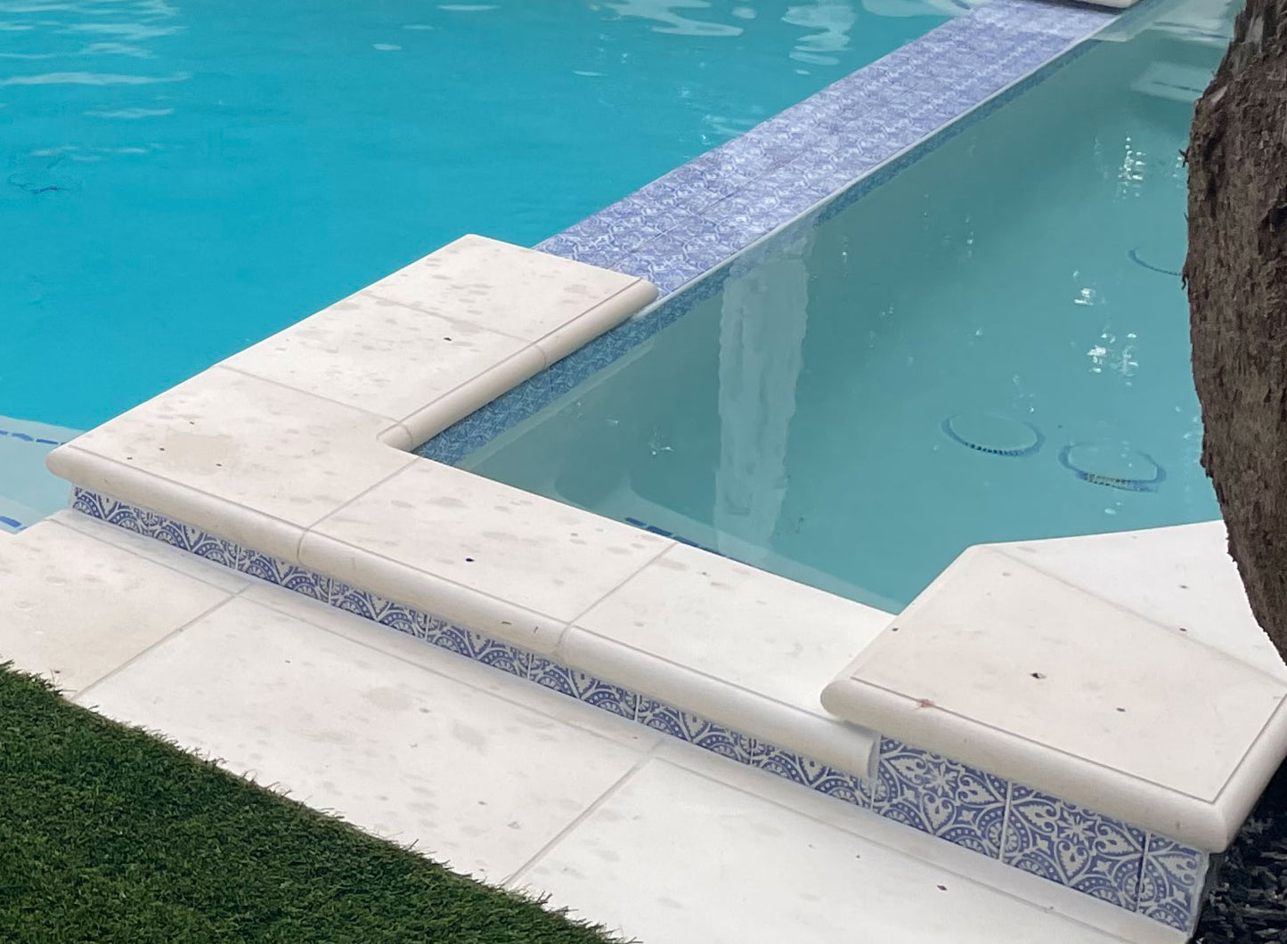 Dantel Modern Deco Pool Tile 6x6