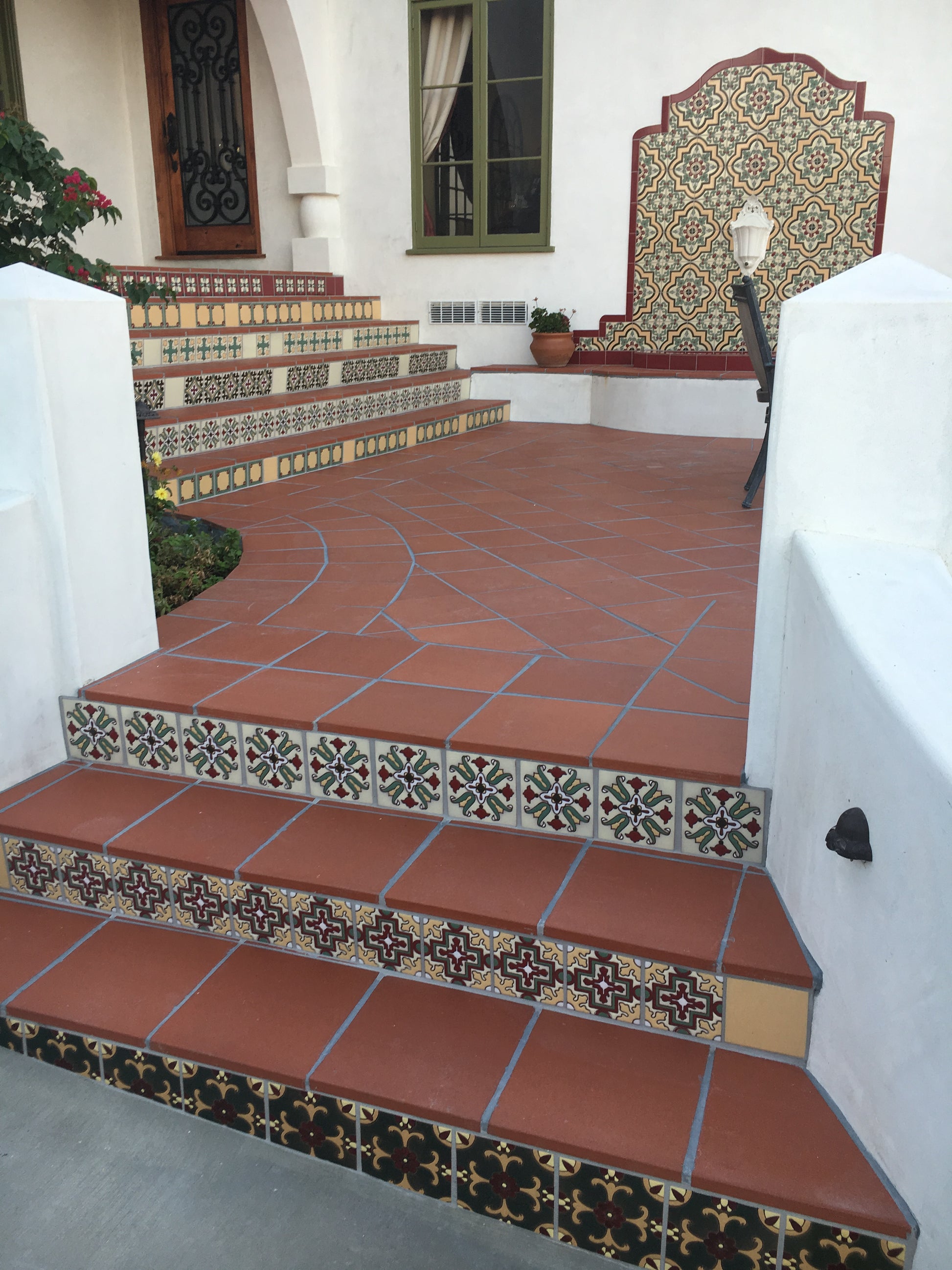 patio with Lincoln tiles